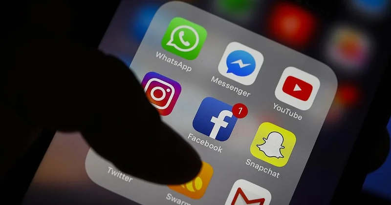 Dijital ayak izleriniz tehdit altında: Sosyal medyada masum paylaşımlar risk oluşturuyor Sözcü Gazetesi