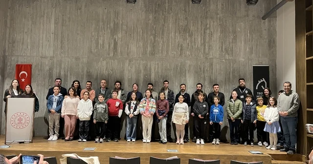 Troya Müzesi bir günlüğüne çocuklar emanet edildi Çanakkale Haberleri