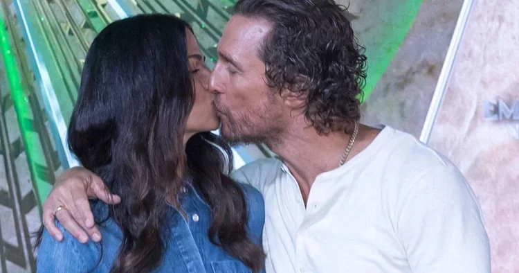 Ünlü oyuncunun hayatını değiştiren rüya: 22 sevgilim ve 88 çocuğumla bir verandada oturuyordum