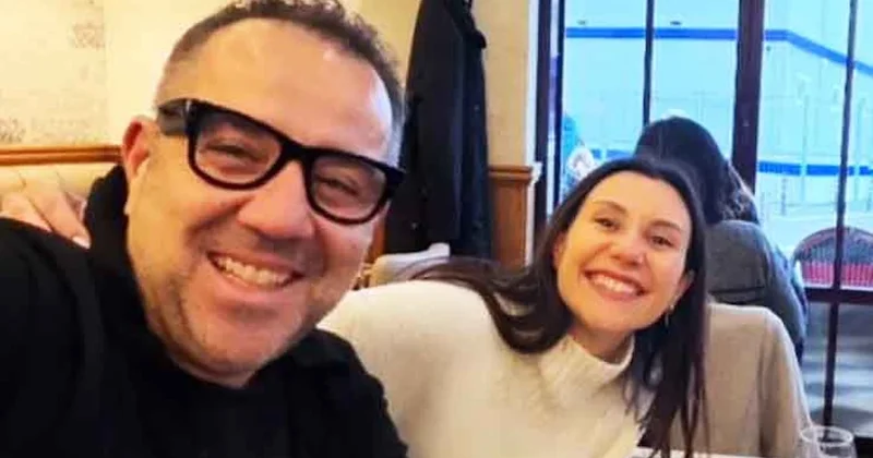 Ata Demirer sevgilisiyle âşıklar şehrinde Sözcü Gazetesi