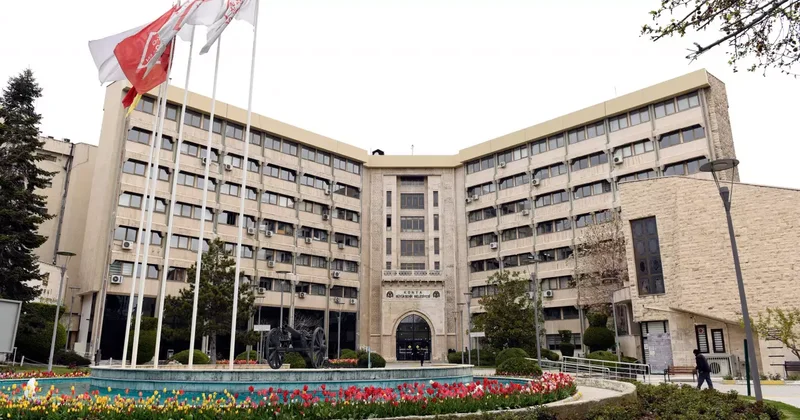 Konya Büyükşehir Belediyesinden 30 bin öğrenciye 10 bin TL eğitim yardımı