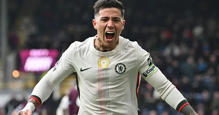 Burnley 0 2 Chelsea maç özeti (Premier Lig)