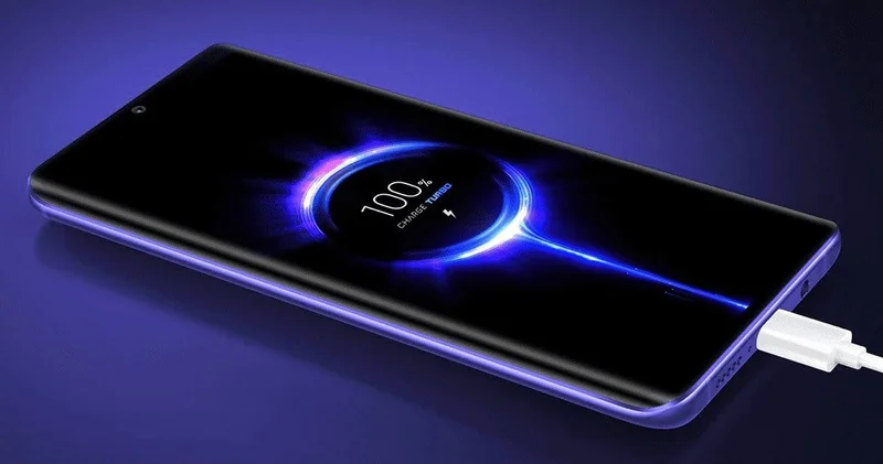 Telefonlarımızı %100 şarj etmeli miyiz? İşte uzmanlar ne diyor?