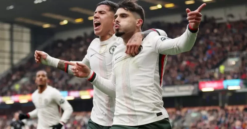 Sessiz sedasız geliyorlar! Zirveyle fark 3 e düştü