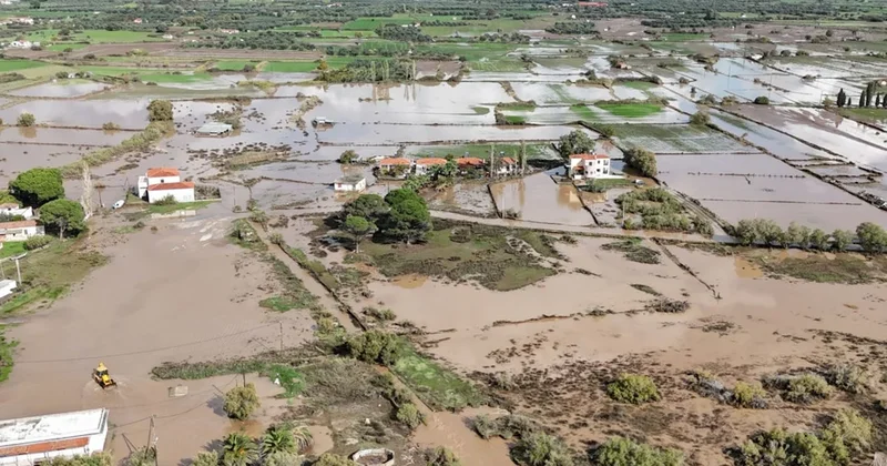 Komşu sular altında, bazı kentlerde acil durum ilan edildi Sözcü Gazetesi