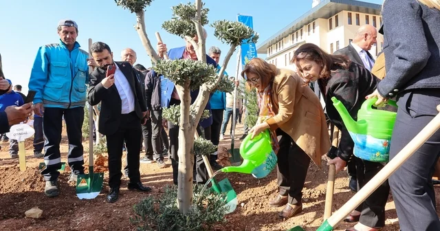 Gaziantep te Yeşil Şehirler, Huzurlu Nesiller sloganıyla fidan dikimi yapıldı Gaziantep Haberleri