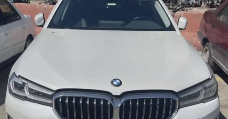 Yeni evli çifte avukat arkadaş kazığı: Araç alma vaadiyle düğün takılarını çarpmış