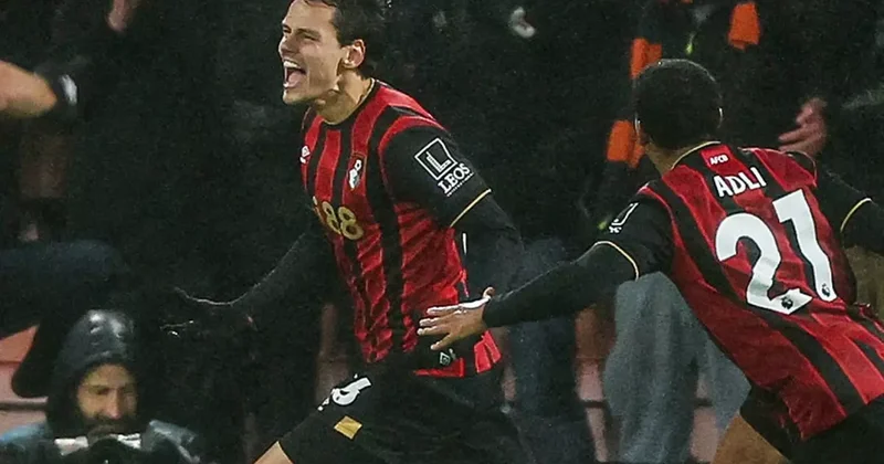 Enes Ünal bir döndü pir döndü