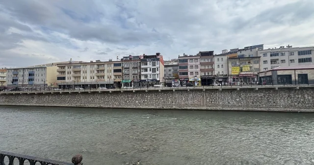 Bayburt Kent Konseyi nden tabela kirliliğine Kent Estetiği önerisi Bayburt Haberleri