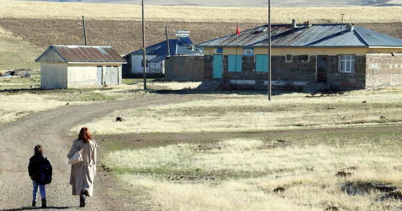 Bir öğretmen, bir öğrenci: Kırsalın kalbinde doğan umut