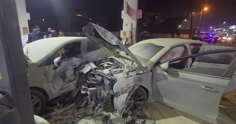 Çekmeköy de araç benzinliğe daldı, facianın eşiğinden dönüldü