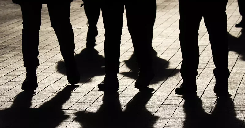 Saç modelleri ele veriyor! Yeni tehlike: Tas kafa çeteler... Murat Övünç de dosyaya girdi