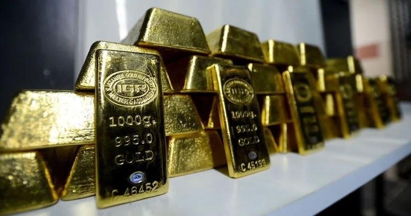 Altının onsu ilk kez 4 bin 400 doları geçerek rekor kırdı Altın Haberleri