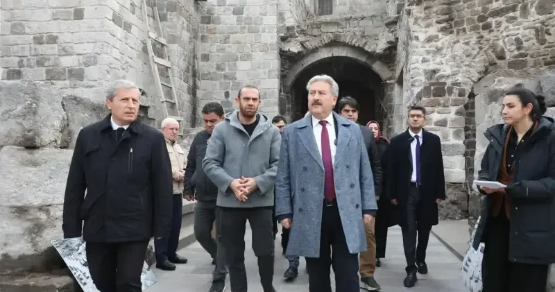 Tarihten gelen 525 yıllık ihtişam: Gön Han Melikgazi sayesinde küllerinden yeniden doğdu Aktüel Haberleri