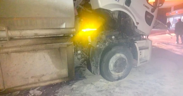 Yakıt yüklü tankerden yükselen dumanlar korkuttu Adıyaman Haberleri