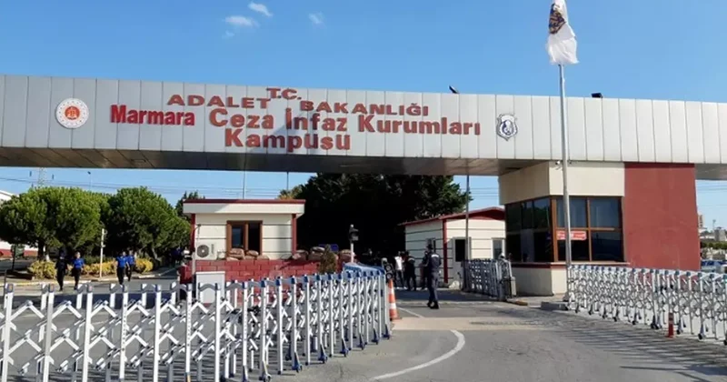 Saymaz dan, Murat Övüç ün tutuklanmasına tepki: Silivri’de zenneler koğuşu mu açacaksınız?