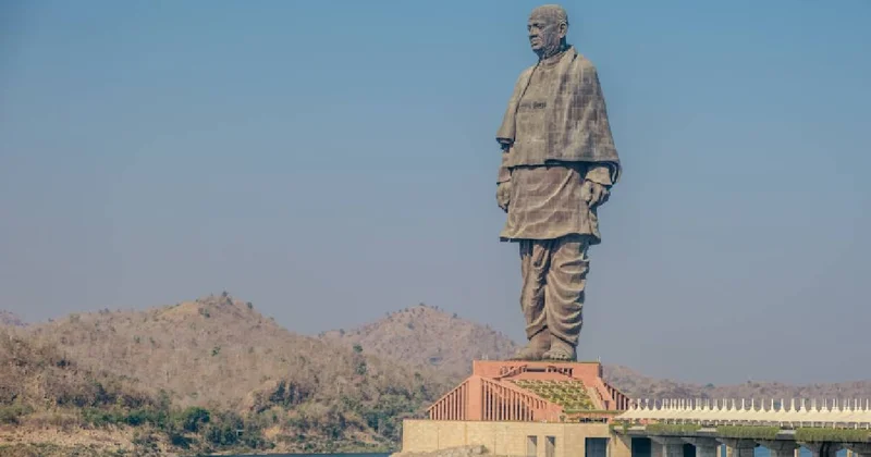 Dünyanın en yüksek heykeli: Tam 240 metre uzunluğunda Sözcü Gazetesi