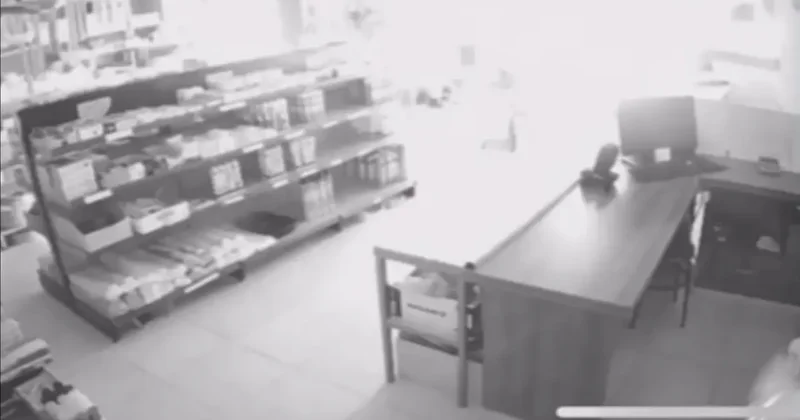 10 yıldır görmediği oğlunun borcu yüzünden bombalı saldırıya uğradı