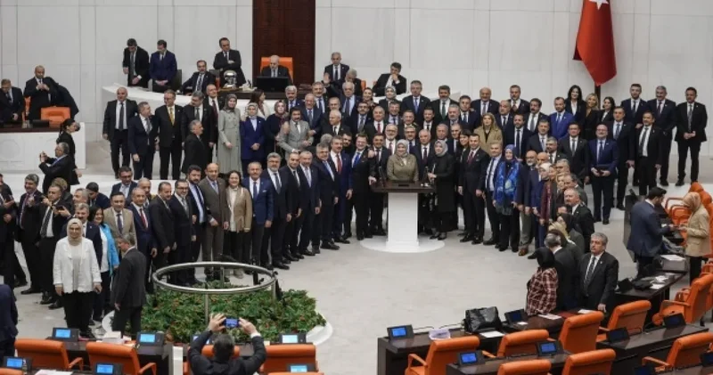 AKP sözcüleri seçmene ‘salak’ dediğinin farkında mı?