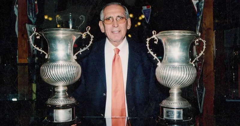 Trabzonspor ve Türk futbolunun efsane ismi Özkan Sümer siz 5 yıl...