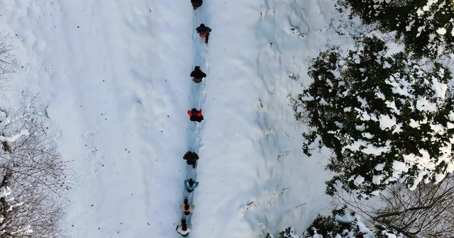 Gümüşhane de şehrin gürültüsünden kaçanlar Torul un zirvelerinde buluştu Gümüşhane de karla kaplı ormanlarda masalsı yolculuk Gümüşhane Haberleri