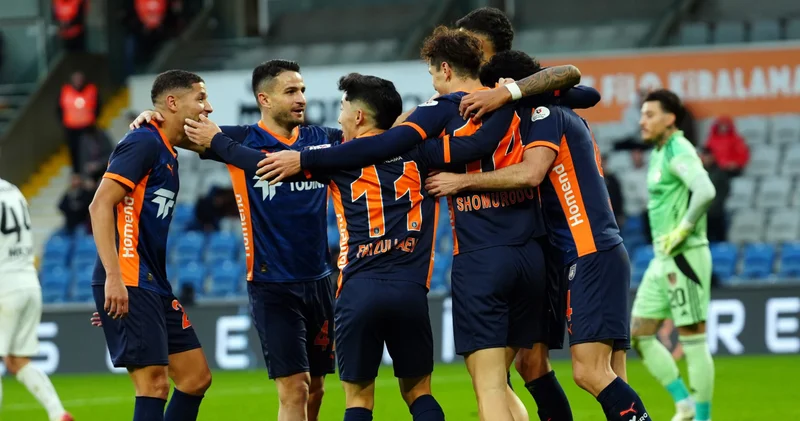 Başakşehir: 5 Gaziantep FK: 1 MAÇ SONUCU Rams Başakşehir Haberleri