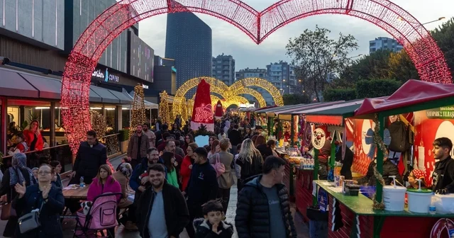 Sayapark ta yılbaşı coşkusu tüm hızıyla devam ediyor Mersin Haberleri