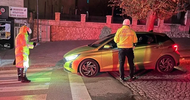 Mardin de kural ihlali yapan 66 araç sürücüsüne ceza uygulandı Mardin Haberleri