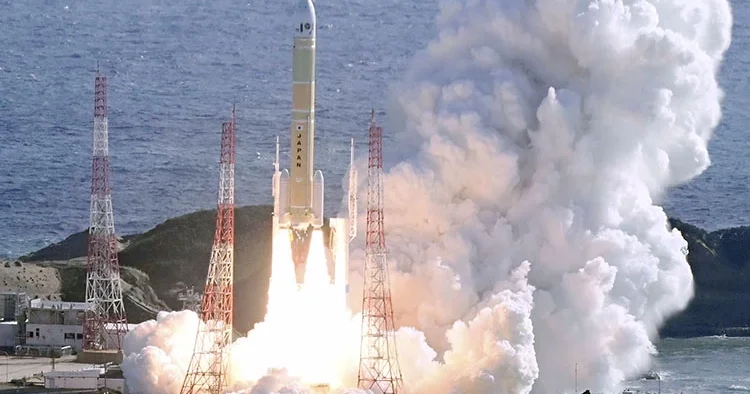 Japonya nın girişimi hüsranla bitti: Yeni nesil roketi sınıfta kaldı