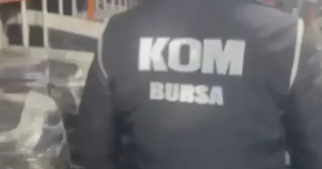 Bursa’da dev kaçakçılık operasyonu: 12 milyon liralık araç parçası ele geçirildi VİDEO İZLE