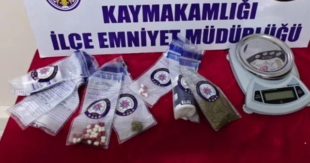 İzmir de 3 aylık takiple yakalanan 18 zehir taciri tutuklandı İzmir Haberleri