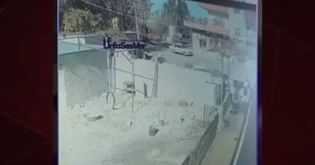 Şanlıurfa da kontrolden çıkan beton mikseri dehşet saçtı