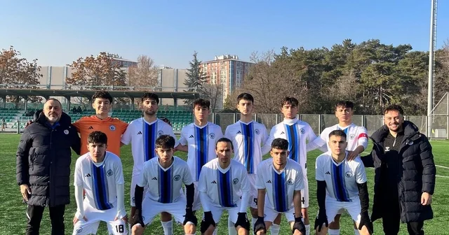 Erciyes 38 FK , U18 takımı 14 de 14 yaptı Kayseri Haberleri