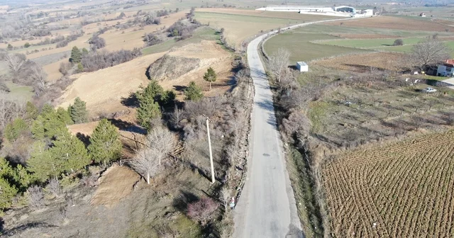 Benim arazim dedi, köy yolunu kestirdi Kastamonu Haberleri
