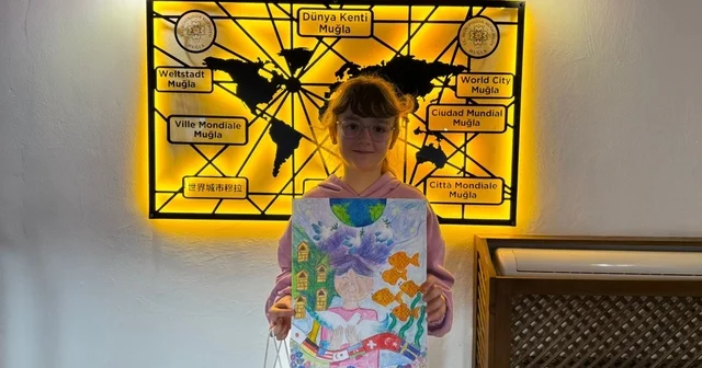 Eseriyle 19 ülke arasından seçildi, barışın renkleri Muğla dan yükseldi Muğla Haberleri