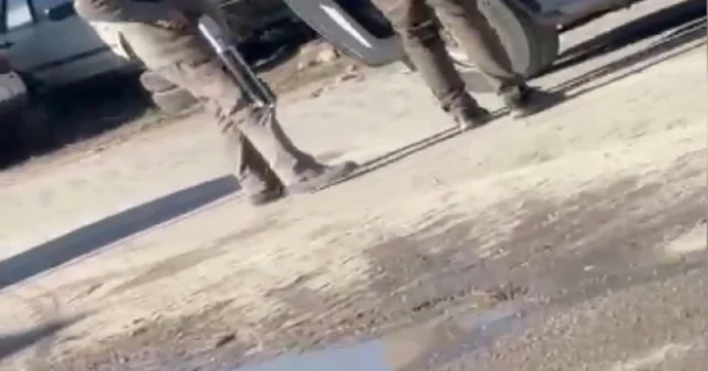 Sokak hayvanlarını toplama ekibinde görevli 2 personeli darbeden baba ve oğlu tutuklandı Afyonkarahisar Haberleri