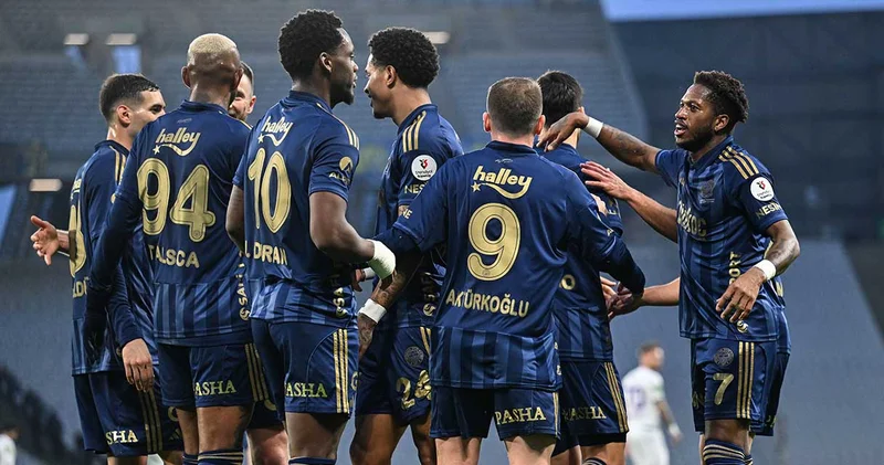 Fenerbahçe de yönetim ile teknik ekip bir araya geldi: Ayrılık kararı çıktı