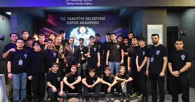 Yakutiye Belediyesi Espor akademisi liseler arası FIFA26 Espor turnuvasına gençlerden büyük ilgi Erzurum Haberleri