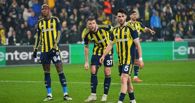 Fenerbahçe Aston Villa maçı yazar yorumları: Alkışı hak ediyor! Fenerbahçe Haberleri