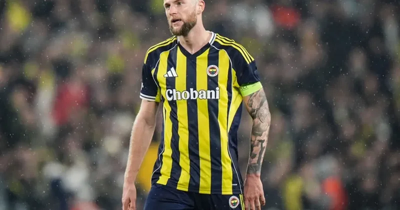 Fenerbahçeli taraftarlar kaybedilen maç sonrası Skriniar ı göklere çıkardı