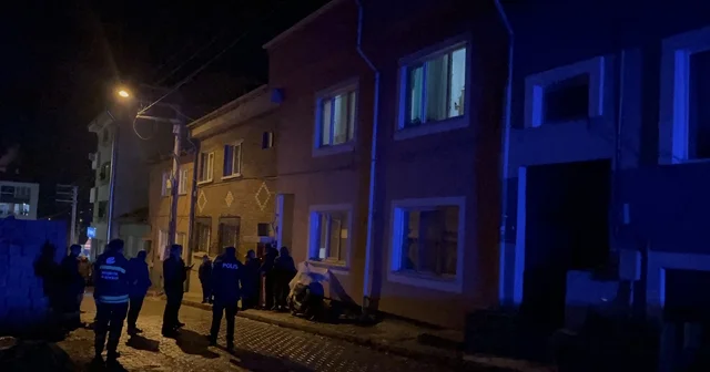 Eskişehir de üçüncü kattan düşen şahıs ağır yaralandı Eskişehir Haberleri