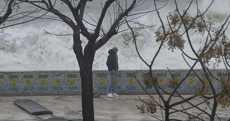 “Harry fırtınası” İtalya’yı vurdu: Faturası ağır oldu