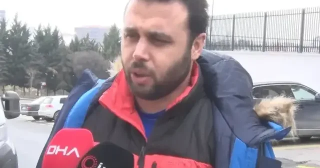 Evinden çıkan vatandaş 10 tane sahipsiz köpeğin saldırısına uğradı: O anlar kamerada VİDEO İZLE