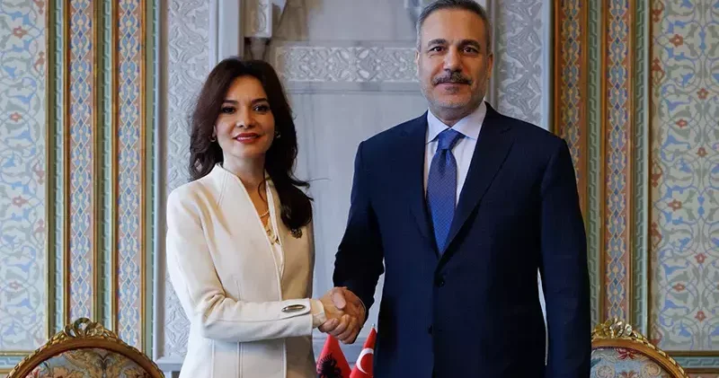 Bakan Fidan Balkan Barış Platformu toplantısında mevkidaşlarıyla bir araya geldi