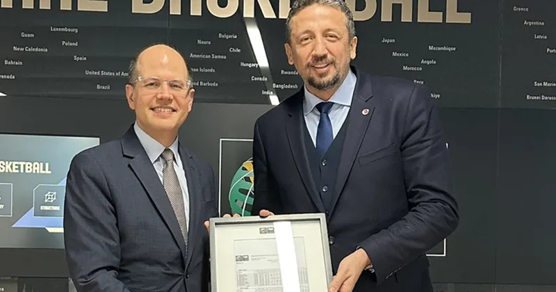TBF Başkanı Hidayet Türkoğlu ndan FIBA Genel Sekreteri Andreas Zagklis e ziyaret!