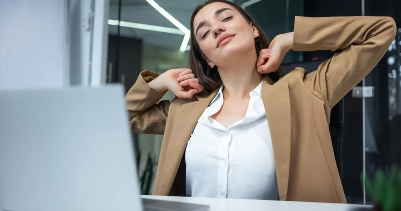 Gün boyu enerji ve rahatlık: Ofiste yapılabilecek basit egzersizler