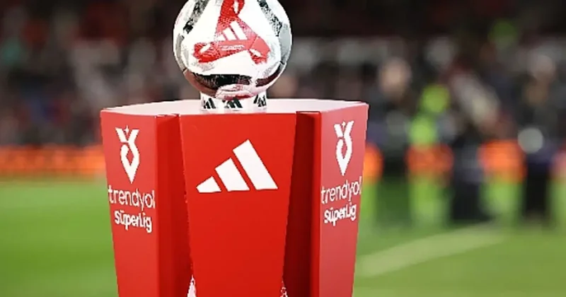 Süper Lig devinde kriz! Taraftar transfer bekliyor, başkan oyuncu satıyorr