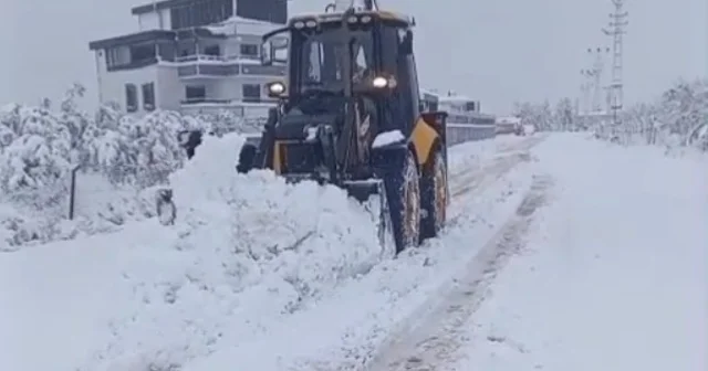 Büyükşehir, karla mücadele için tüm ilçelerde eş zamanlı sahada Gaziantep Haberleri