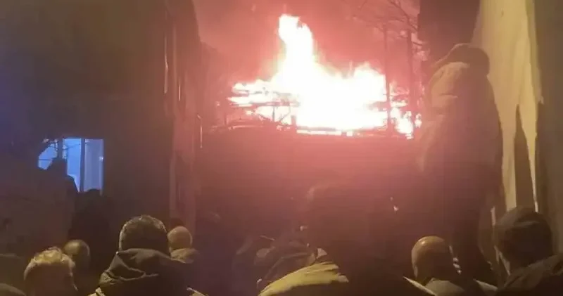 Küle dönen evden son anda çıktılar Tokat Haberleri