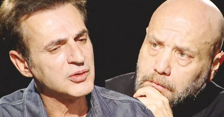 Teoman: Annem şarkıcı olduğum için benden utanıyordu